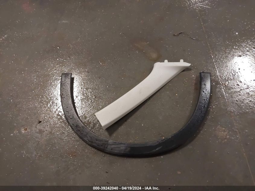 2019 Chevrolet Equinox Lt VIN: 3GNAXUEV8KS628709 Lot: 39242040