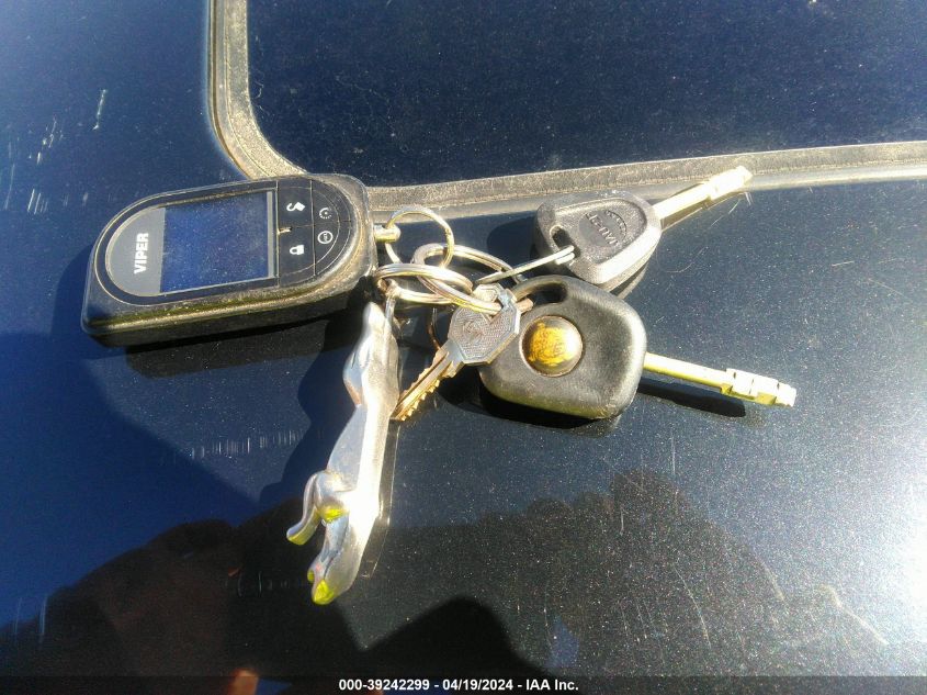 2002 Jaguar S-Type 4.0L V8 VIN: SAJDA01PX2GM29040 Lot: 39242299