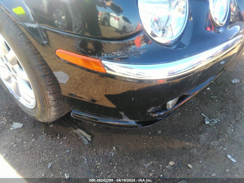 2002 Jaguar S-Type 4.0L V8 VIN: SAJDA01PX2GM29040 Lot: 39242299