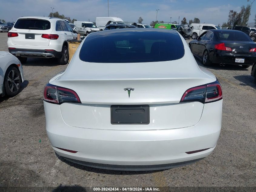 2022 Tesla Model 3 Rear-Wheel Drive VIN: 5YJ3E1EA8NF298585 Lot: 39242434