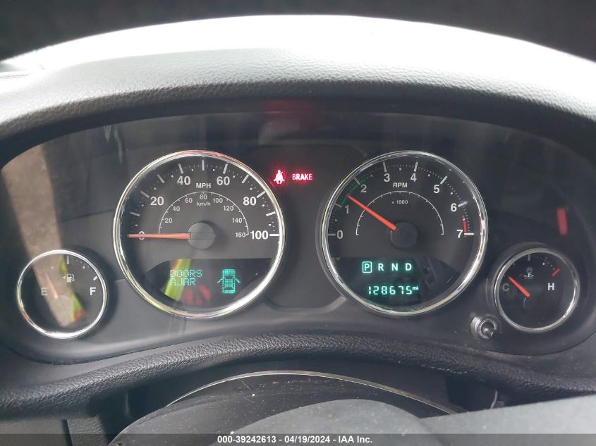 2015 Jeep Wrangler Unlimited Sahara VIN: 1C4BJWEGXFL704308 Lot: 39242613