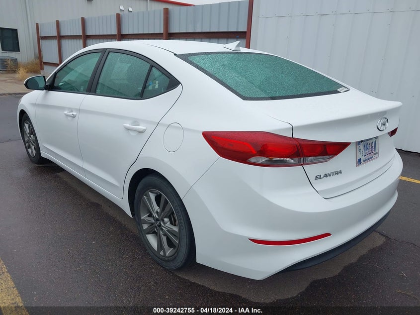VIN 5NPD84LF7JH359173 2018 HYUNDAI ELANTRA SEL