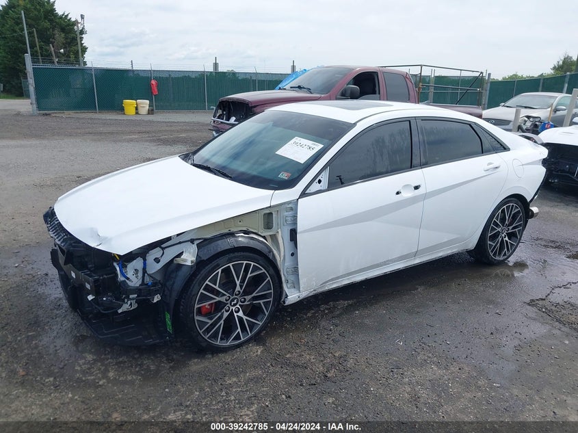 2022 Hyundai Elantra N VIN: KMHLW4AK7NU003332 Lot: 39242785