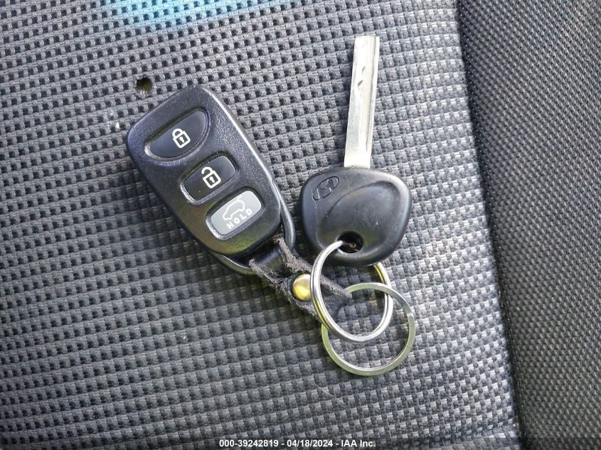 2013 Hyundai Elantra Gt VIN: KMHD35LE5DU055647 Lot: 39242819