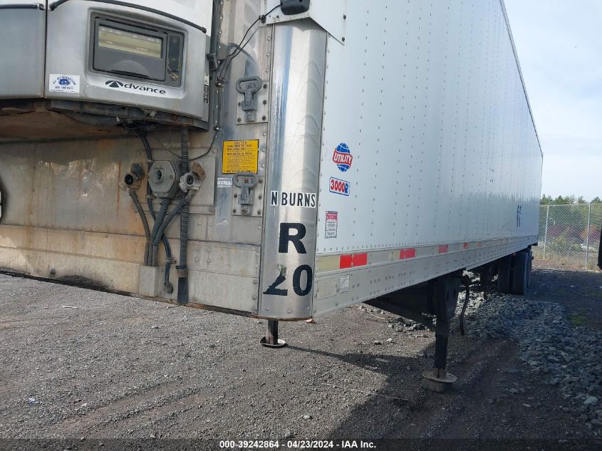 2006 Utility Trailer Mfg VIN: 1UYVS25306U896401 Lot: 39242864