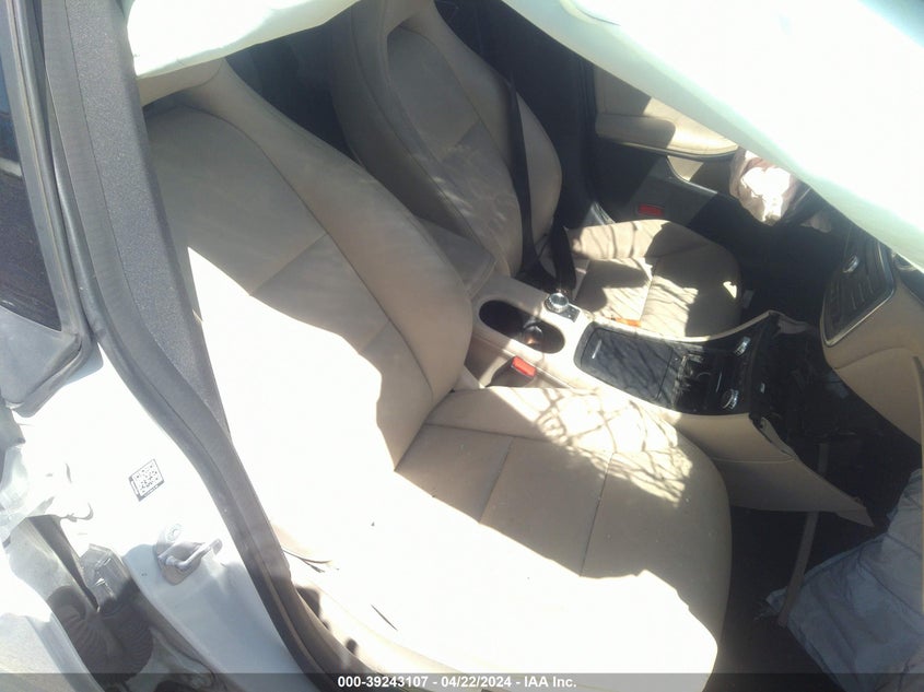 2015 Mercedes-Benz Cla 250 VIN: WDDSJ4EBXFN219489 Lot: 39243107