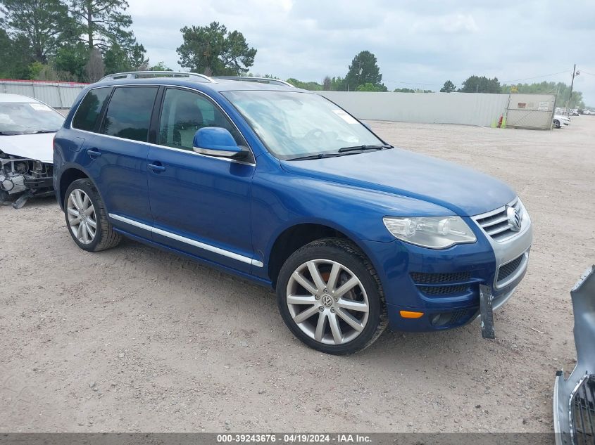 2010 Volkswagen Touareg V6 Tdi VIN: WVGAK7A97AD002869 Lot: 39243676