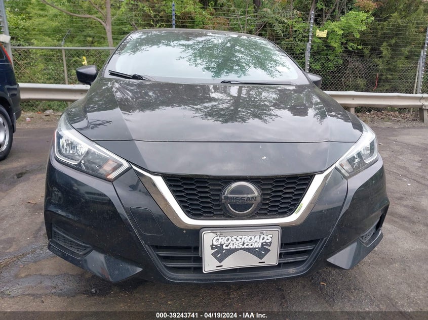 2020 Nissan Versa S 5-Speed Manual Transmission VIN: 3N1CN8BV1LL812245 Lot: 39243741