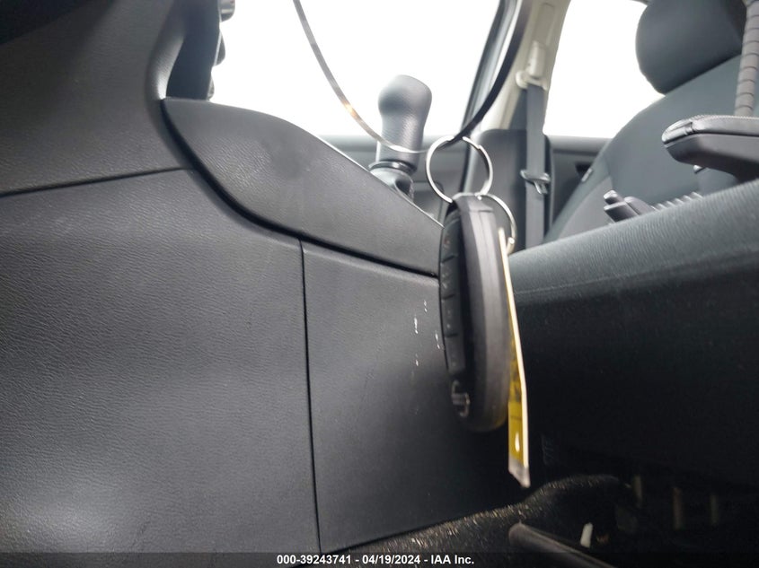 2020 Nissan Versa S 5-Speed Manual Transmission VIN: 3N1CN8BV1LL812245 Lot: 39243741