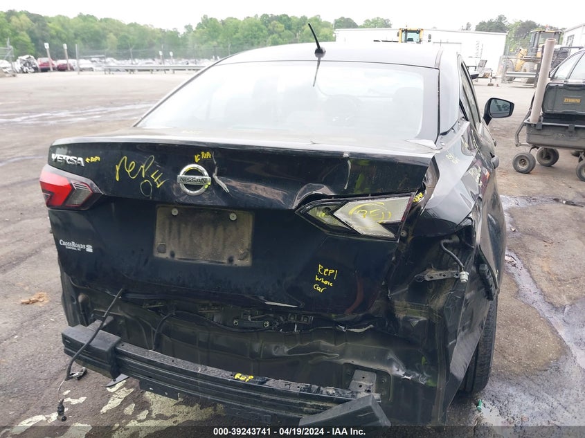 2020 Nissan Versa S 5-Speed Manual Transmission VIN: 3N1CN8BV1LL812245 Lot: 39243741