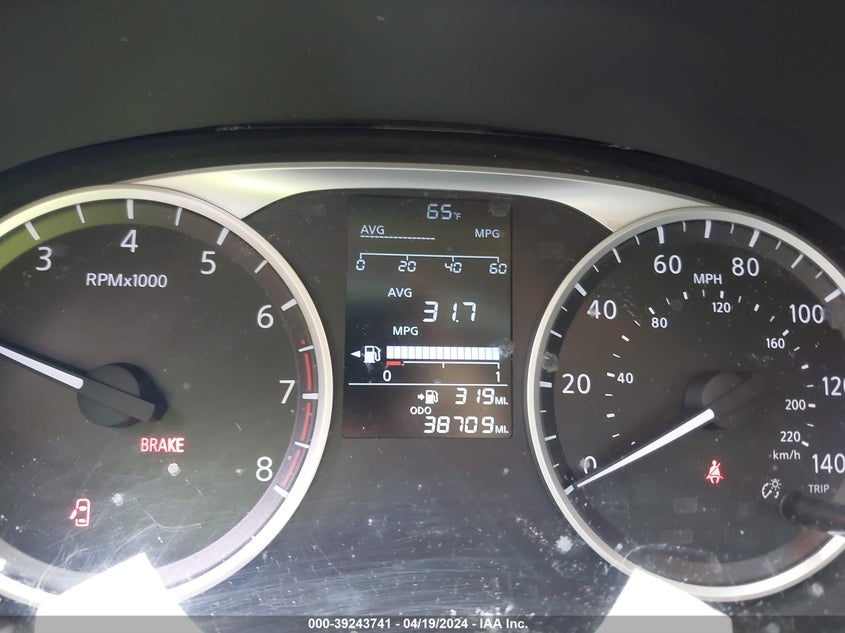 2020 Nissan Versa S 5-Speed Manual Transmission VIN: 3N1CN8BV1LL812245 Lot: 39243741