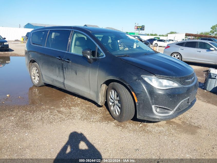 2019 Chrysler Pacifica Touring Plus VIN: 2C4RC1FG4KR608881 Lot: 50959874