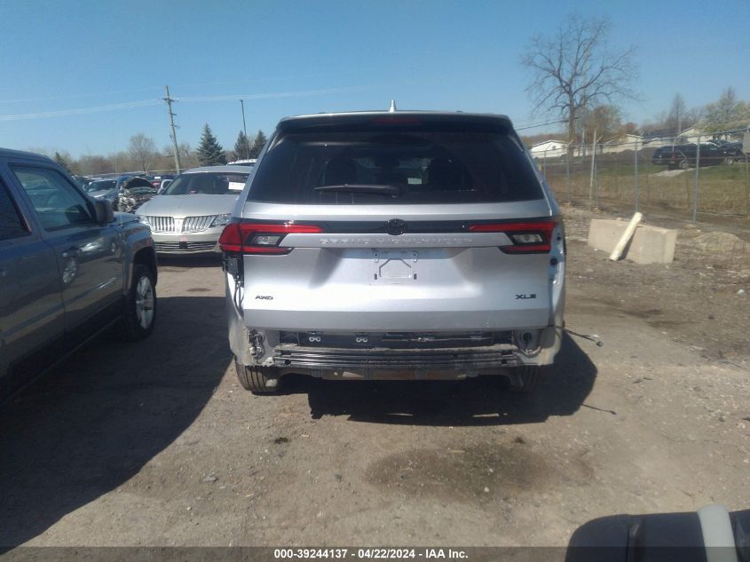 2024 Toyota Grand Highlander Xle VIN: 5TDAAAB55RS020125 Lot: 39244137