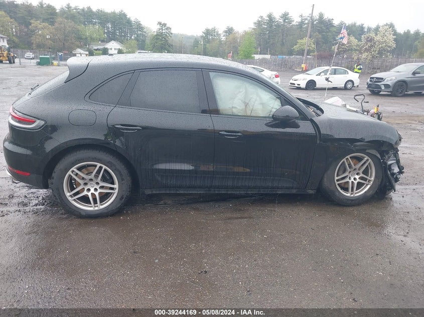 VIN WP1AA2A57KLB07795 2019 PORSCHE MACAN