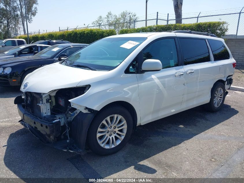 2015 Toyota Sienna Xle 8 Passenger VIN: 5TDYK3DC7FS540793 Lot: 39244365