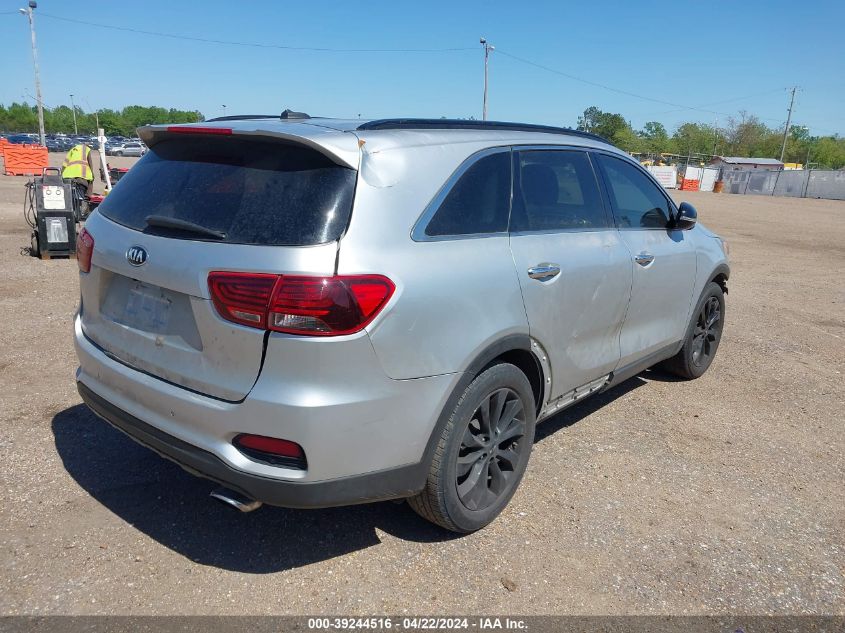 2019 Kia Sorento 3.3L S VIN: 5XYPG4A53KG594303 Lot: 39244516