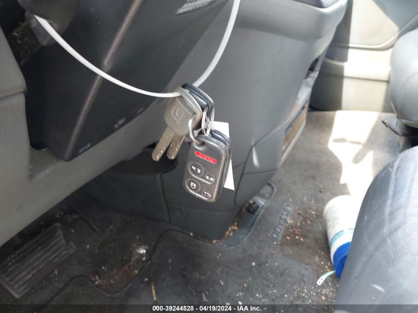 2003 Honda Odyssey Ex-L VIN: 5FNRL18033B055167 Lot: 39244528