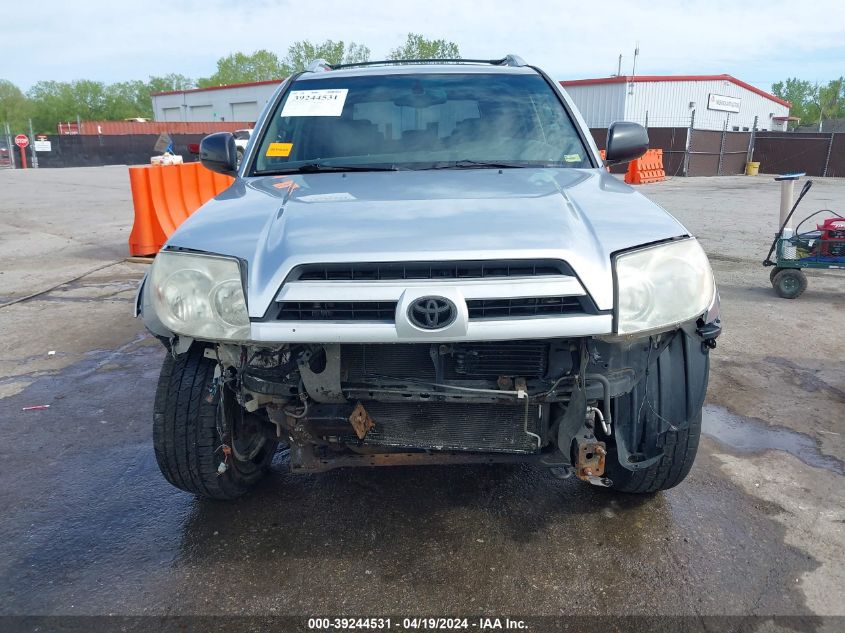 2004 Toyota 4Runner Limited V8 VIN: JTEBT17R440028234 Lot: 39244531