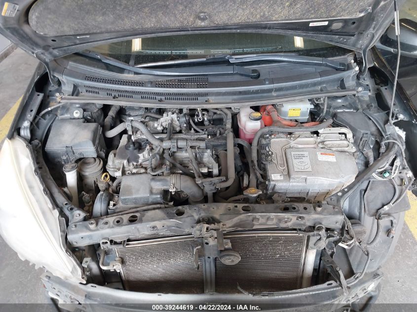 2013 Toyota Prius C Four VIN: JTDKDTB32D1533909 Lot: 39244619