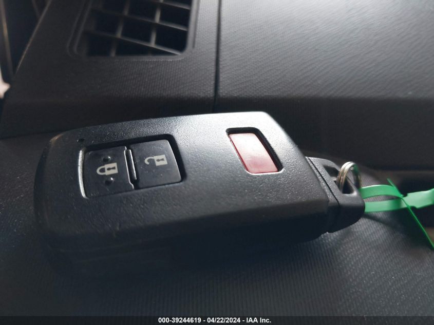 2013 Toyota Prius C Four VIN: JTDKDTB32D1533909 Lot: 39244619