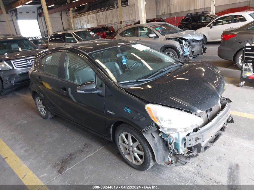 2013 Toyota Prius C Four VIN: JTDKDTB32D1533909 Lot: 45919934