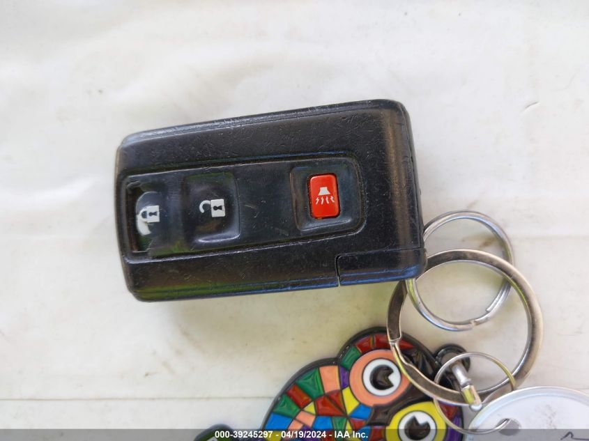 2005 Toyota Prius VIN: JTDKB20U753038106 Lot: 39245297