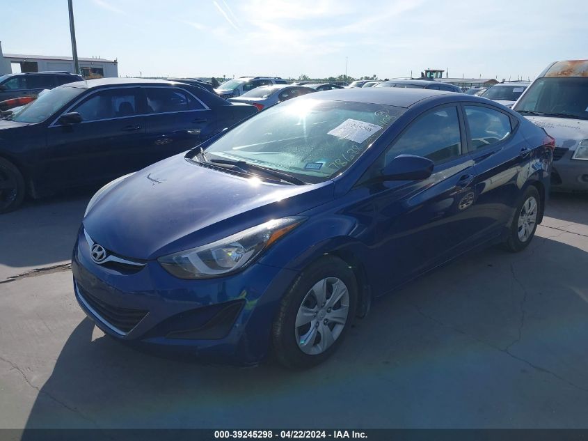 5NPDH4AE8GH796408 2016 HYUNDAI ELANTRA - Image 2