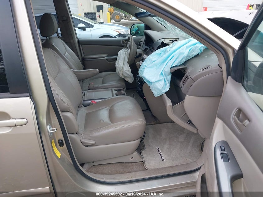 2010 Toyota Sienna Le VIN: 5TDKK4CC4AS341366 Lot: 39245302