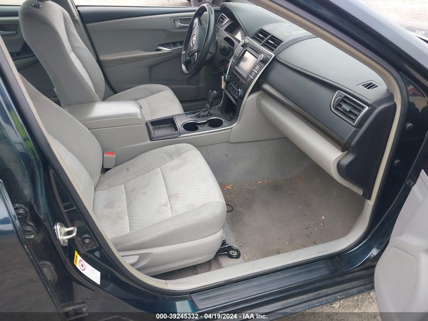 2015 Toyota Camry Le VIN: 4T1BF1FK6FU898400 Lot: 39245332