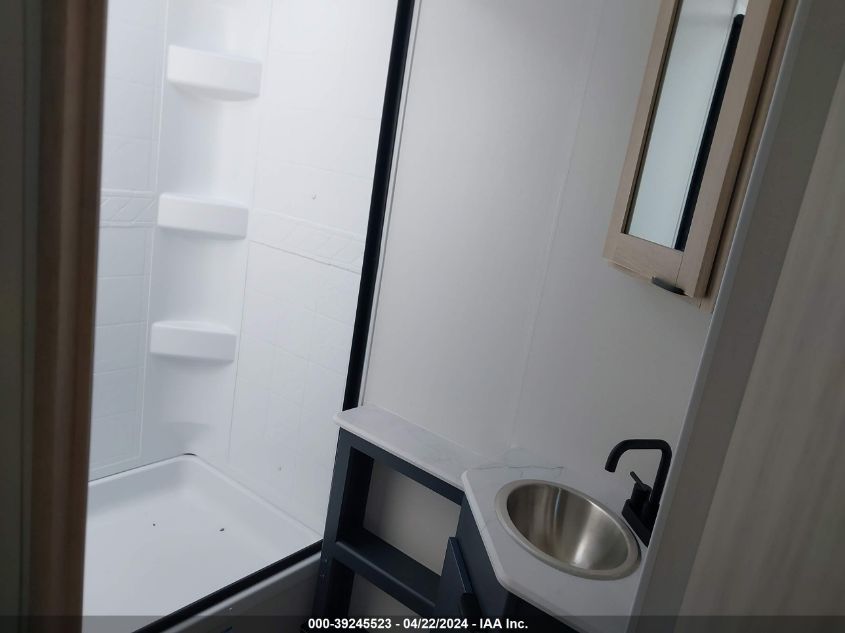 2024 Winnebago Minnie Travel Trailer VIN: 54CTM1T22R6066581 Lot: 39245523