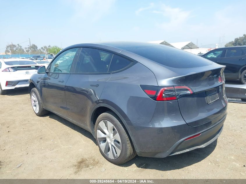 2023 Tesla Model Y Awd/Long Range Dual Motor All-Wheel Drive VIN: 7SAYGDEE0PF949069 Lot: 39245654