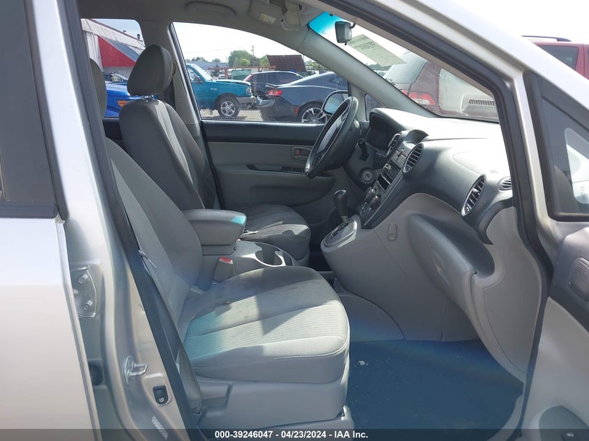 2009 Kia Rondo Lx VIN: KNAFG528097222951 Lot: 39246047