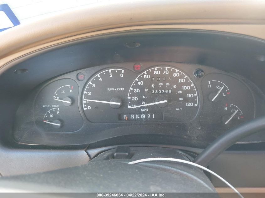 2000 Ford Explorer Xlt VIN: 1FMZU63E5YZC03605 Lot: 39246054