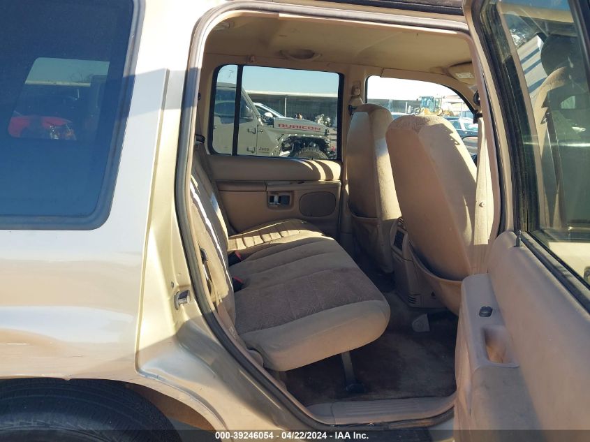 2000 Ford Explorer Xlt VIN: 1FMZU63E5YZC03605 Lot: 39246054