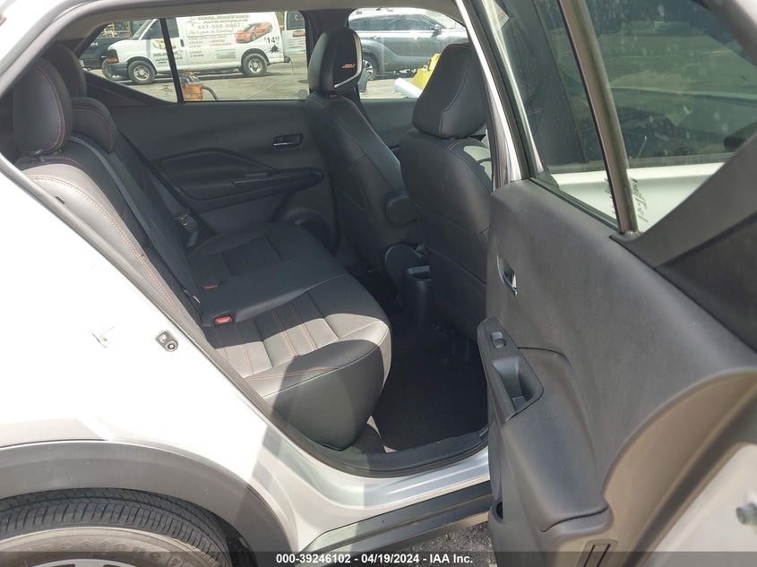 VIN 3N1CP5CU9KL530822 2019 NISSAN KICKS SR