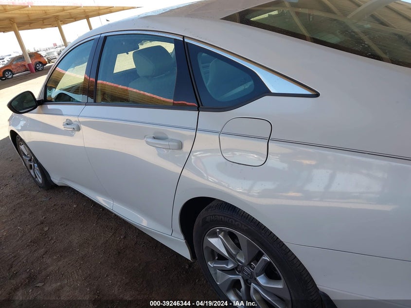 VIN 1HGCV1F19JA110871 2018 HONDA ACCORD LX