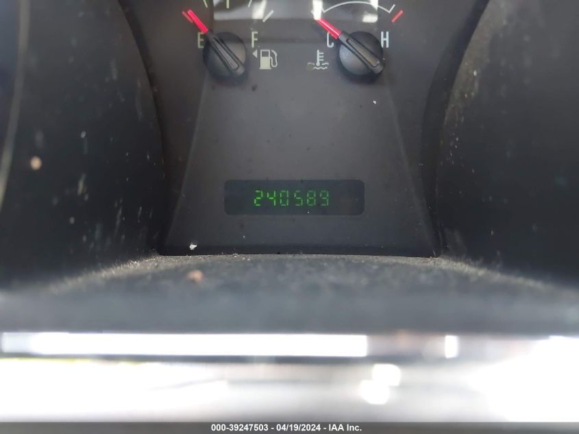 2005 Ford Mustang V6 Deluxe/V6 Premium VIN: 1ZVFT80N855120826 Lot: 39247503