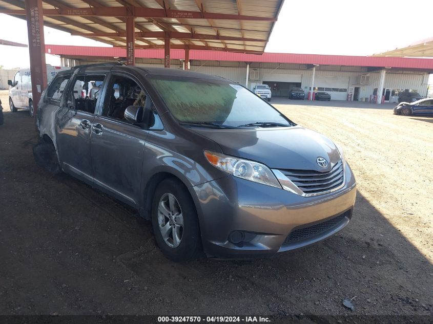 2017 Toyota Sienna Le 8 Passenger VIN: 5TDKZ3DC5HS870095 Lot: 39247570