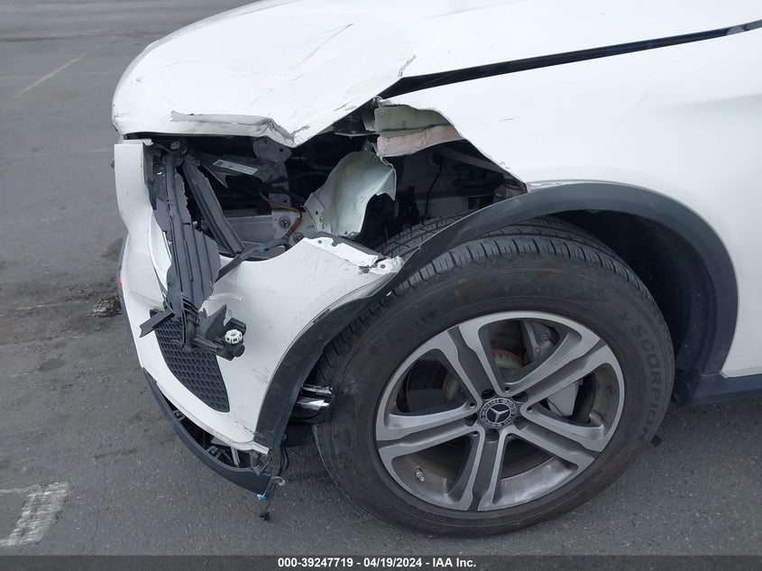 2019 MERCEDES-BENZ GLC 300 VIN: WDC0G4JB2K1002407
