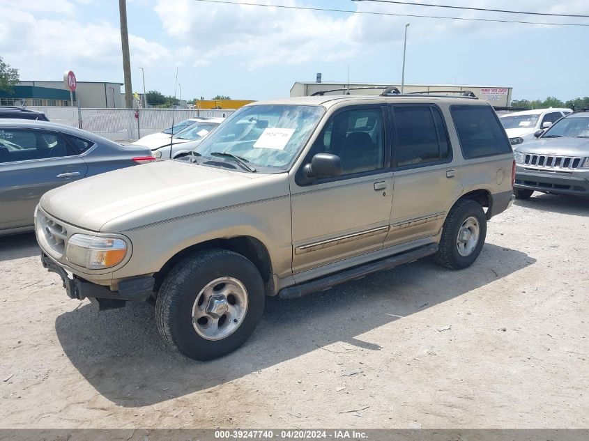 2000 Ford Explorer Xls VIN: 1FMZU62X4YZC56329 Lot: 39247740