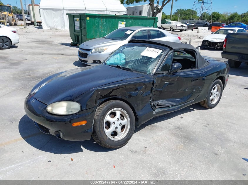 2000 Mazda Mx-5 Miata VIN: JM1NB3532Y0147310 Lot: 39247764