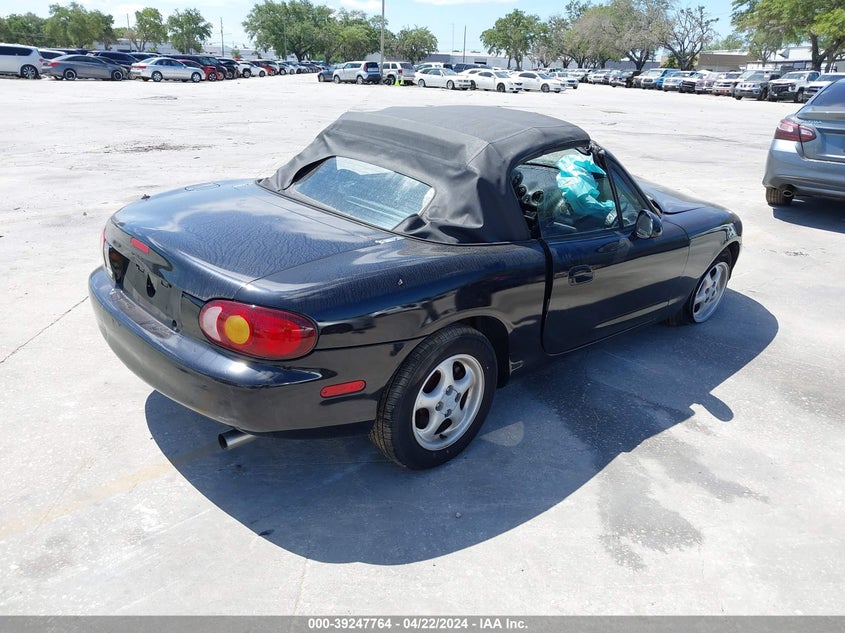 2000 Mazda Mx-5 Miata VIN: JM1NB3532Y0147310 Lot: 39247764