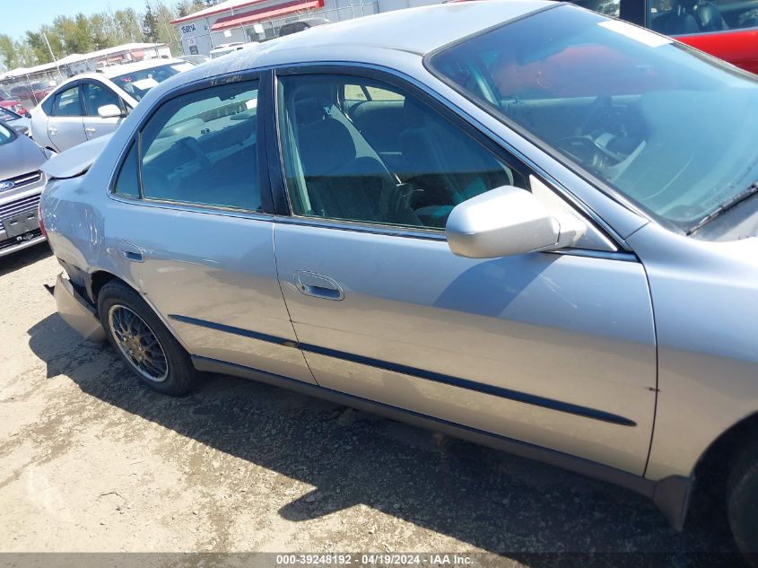 2000 Honda Accord 2.3 Lx VIN: JHMCG5640YC010133 Lot: 39248192