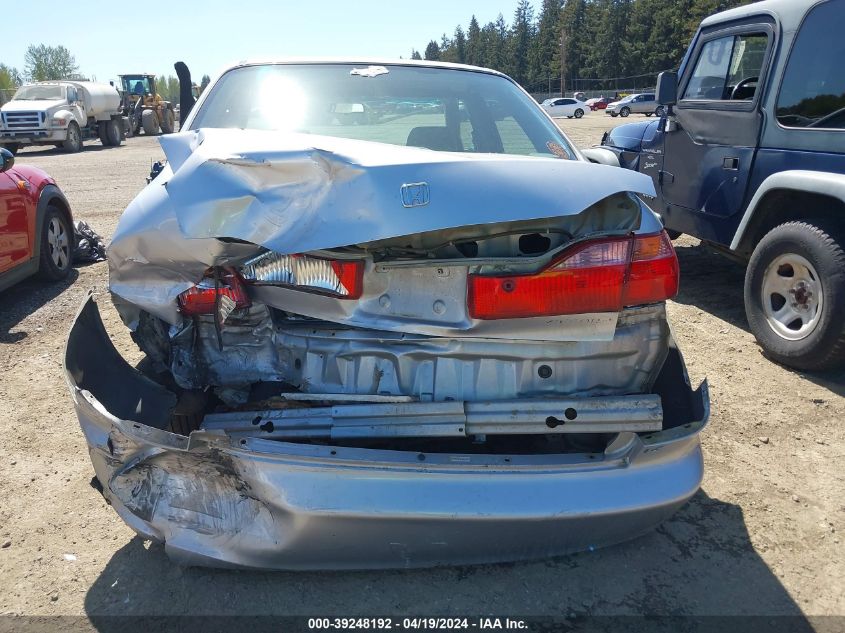 2000 Honda Accord 2.3 Lx VIN: JHMCG5640YC010133 Lot: 39248192