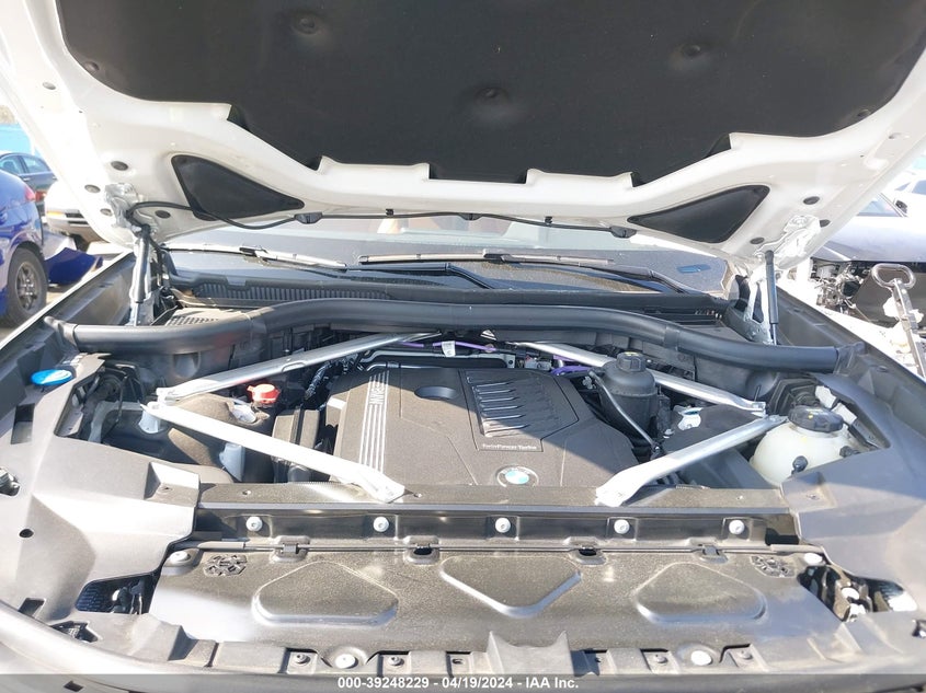 VIN 5UXCW2C04N9M45524 2022 BMW X7 XDRIVE40I