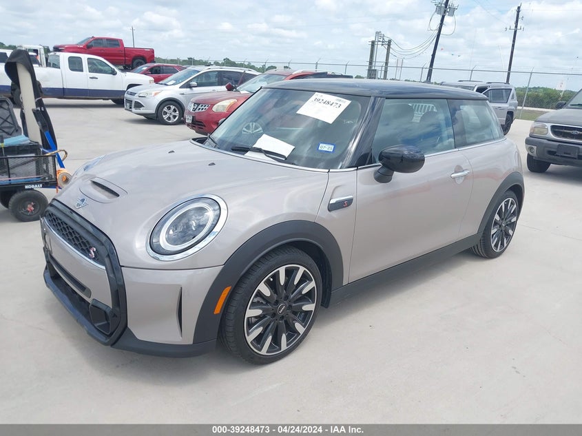 2024 MINI HARDTOP 2.0L I-4 DI, DOHC, V(VIN: WMW53DH06R2U42112
