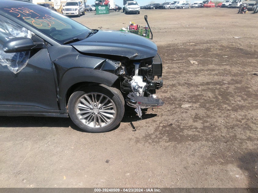 VIN KM8K6CAA3LU517138 2020 HYUNDAI KONA SEL PLUS
