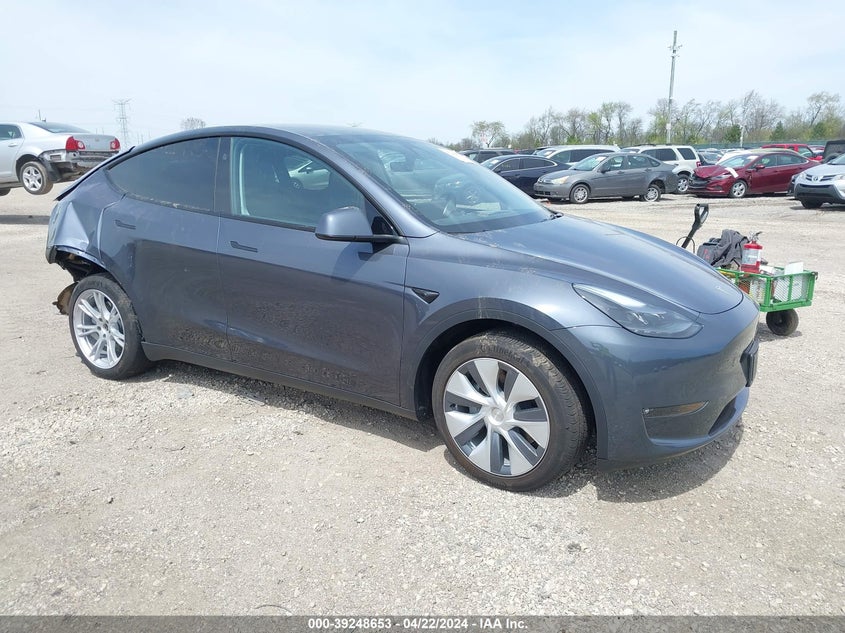 VIN 7SAYGDEE9PF860746 2023 TESLA MODEL Y