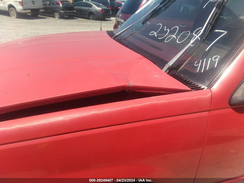 1992 Chevrolet Gmt-400 C1500 VIN: 1GCEC14Z4NE232087 Lot: 39249407