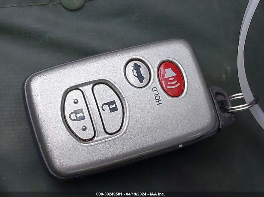 2010 Toyota Camry Hybrid VIN: 4T1BB3EK6AU114122 Lot: 39249581